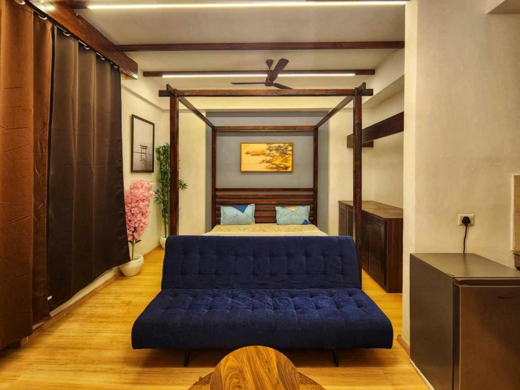 Singh’s Studio at DLF MyPad / Gomtinagar Lucknow